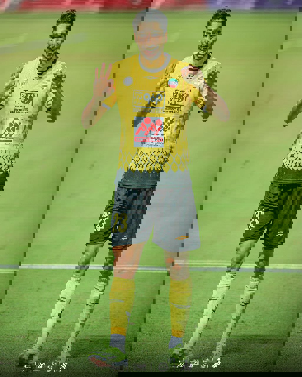 2101813