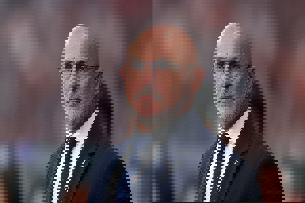 2101886