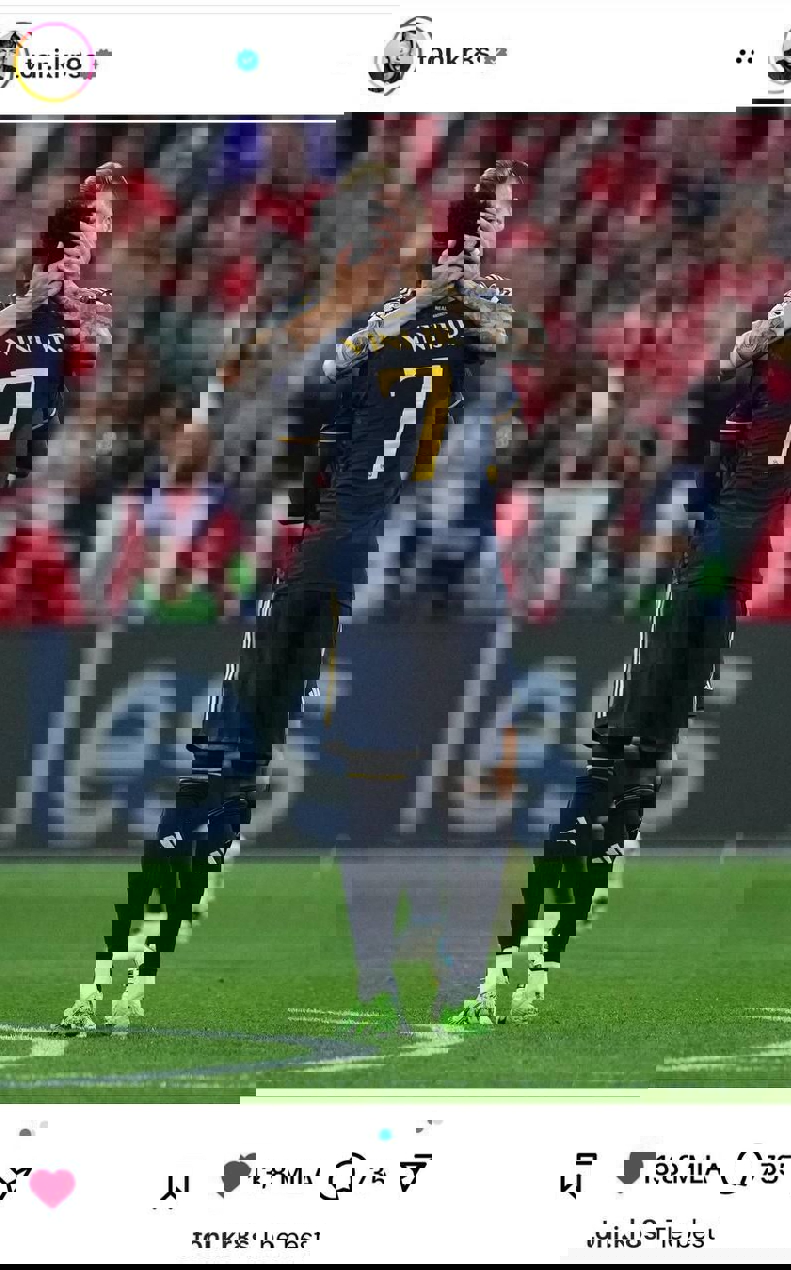 2102076