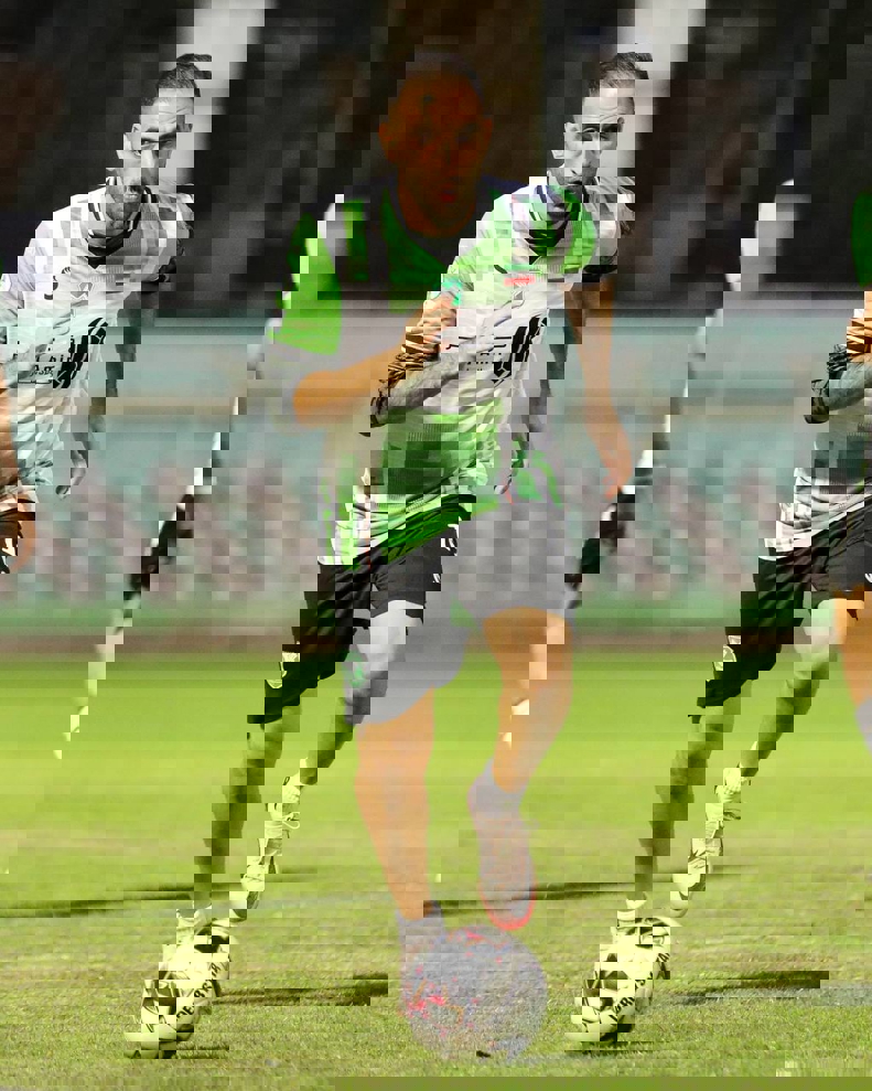2102518