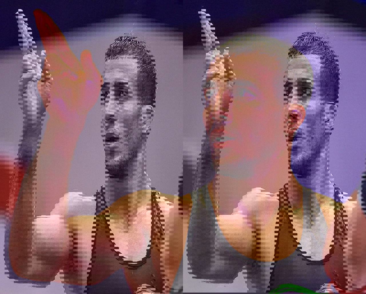 2102500