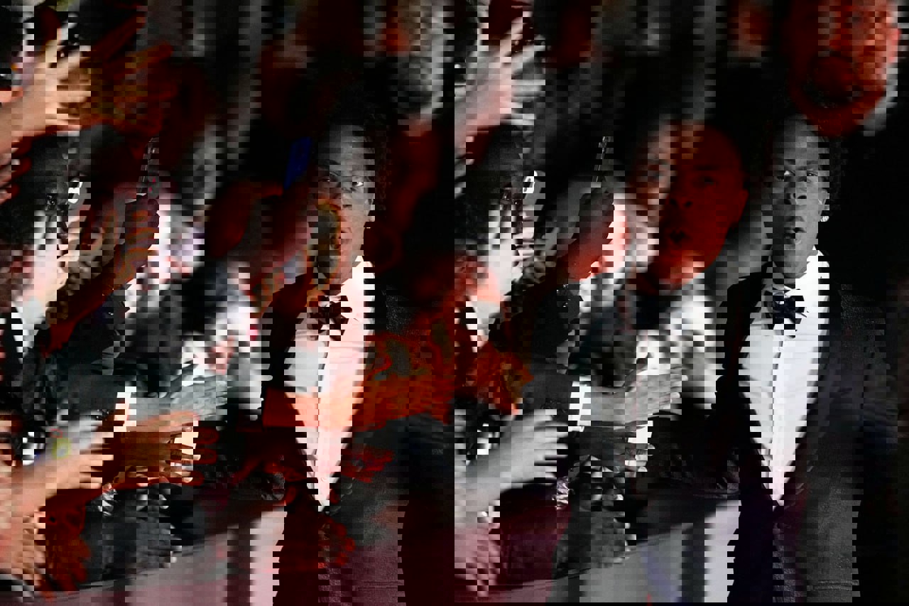 2102115