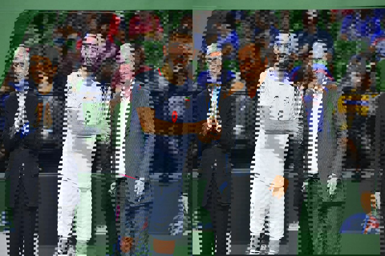2102251