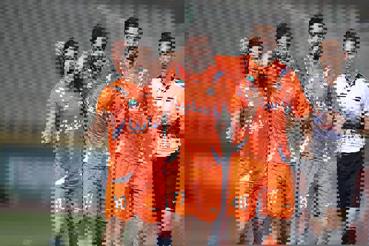 2102338