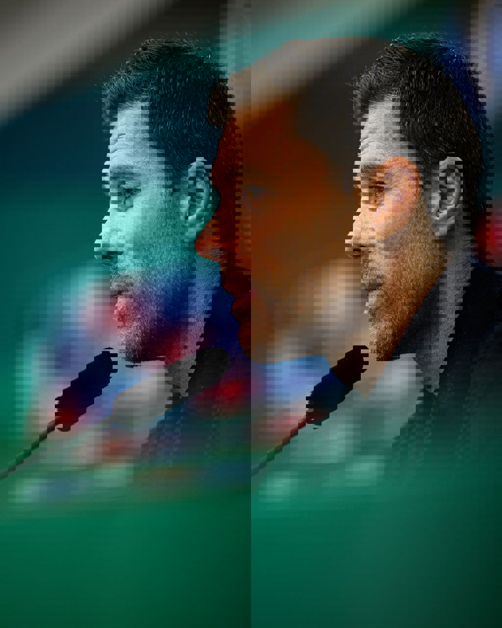 2102586