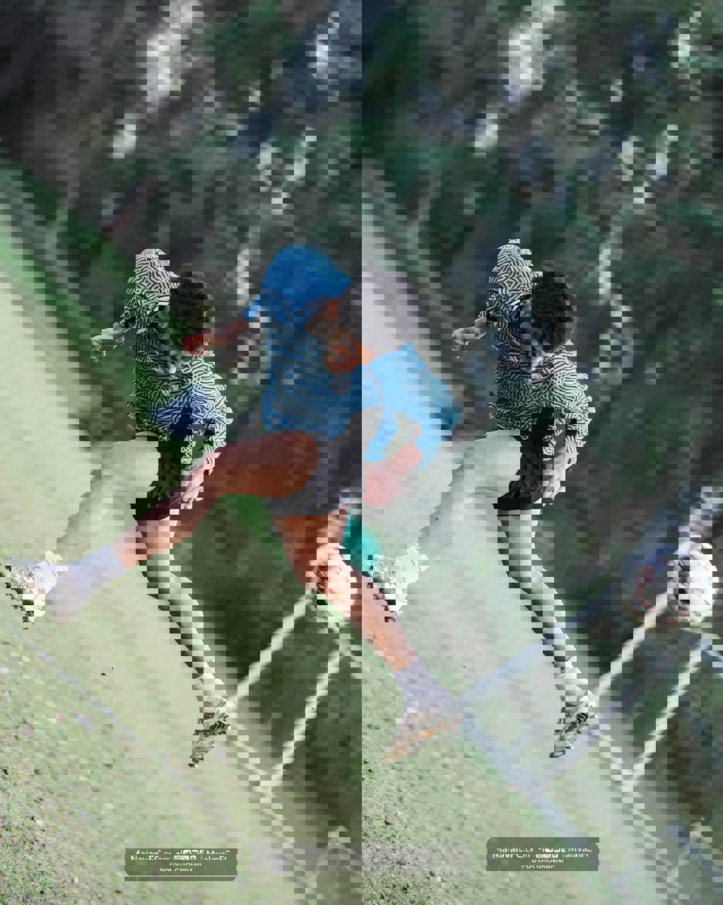 2102596