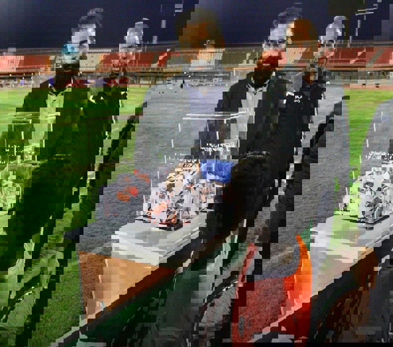 2102638