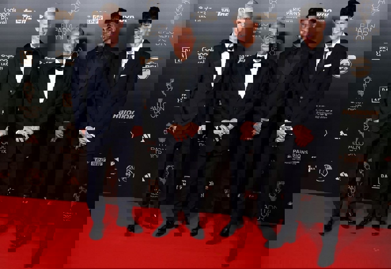 2102690