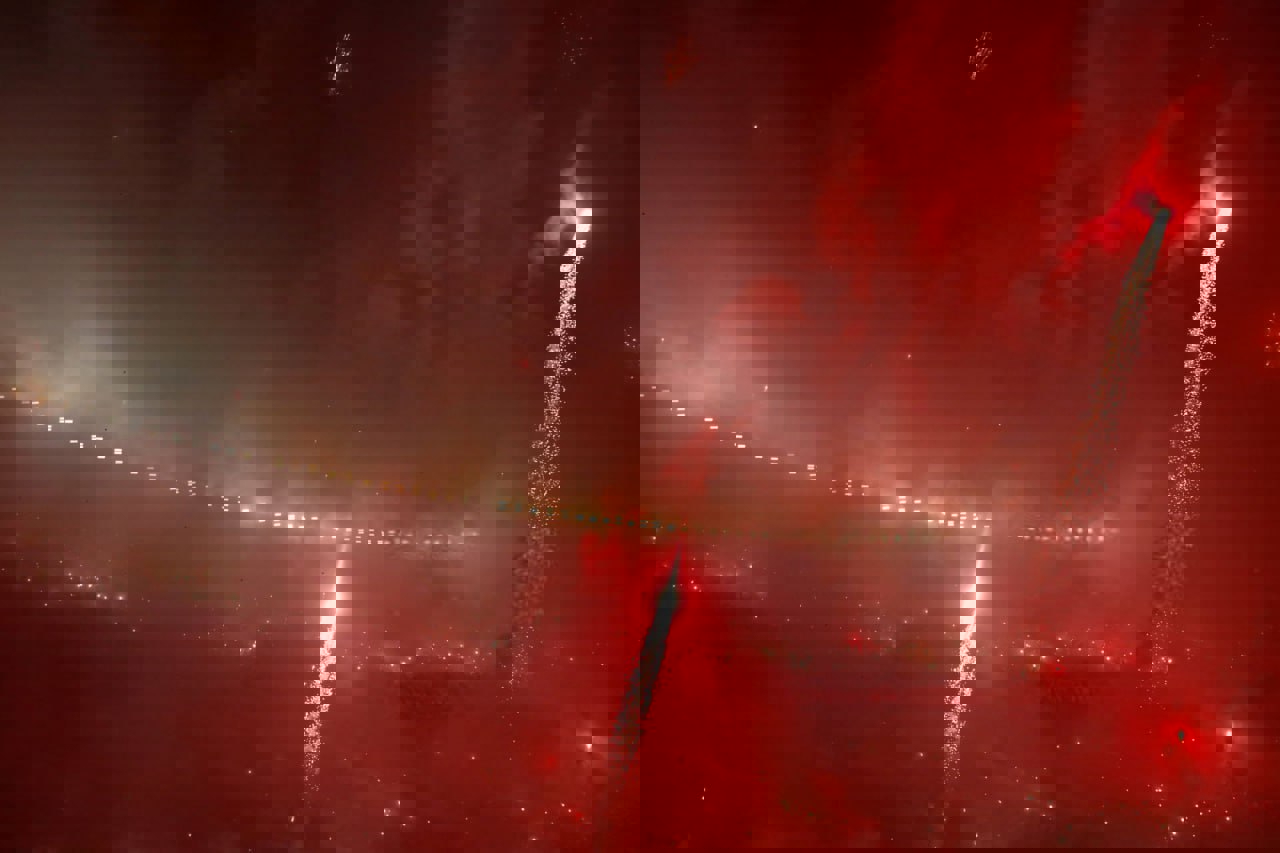 2102773