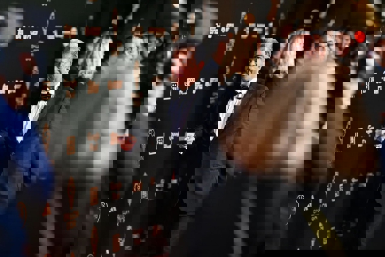 2102692