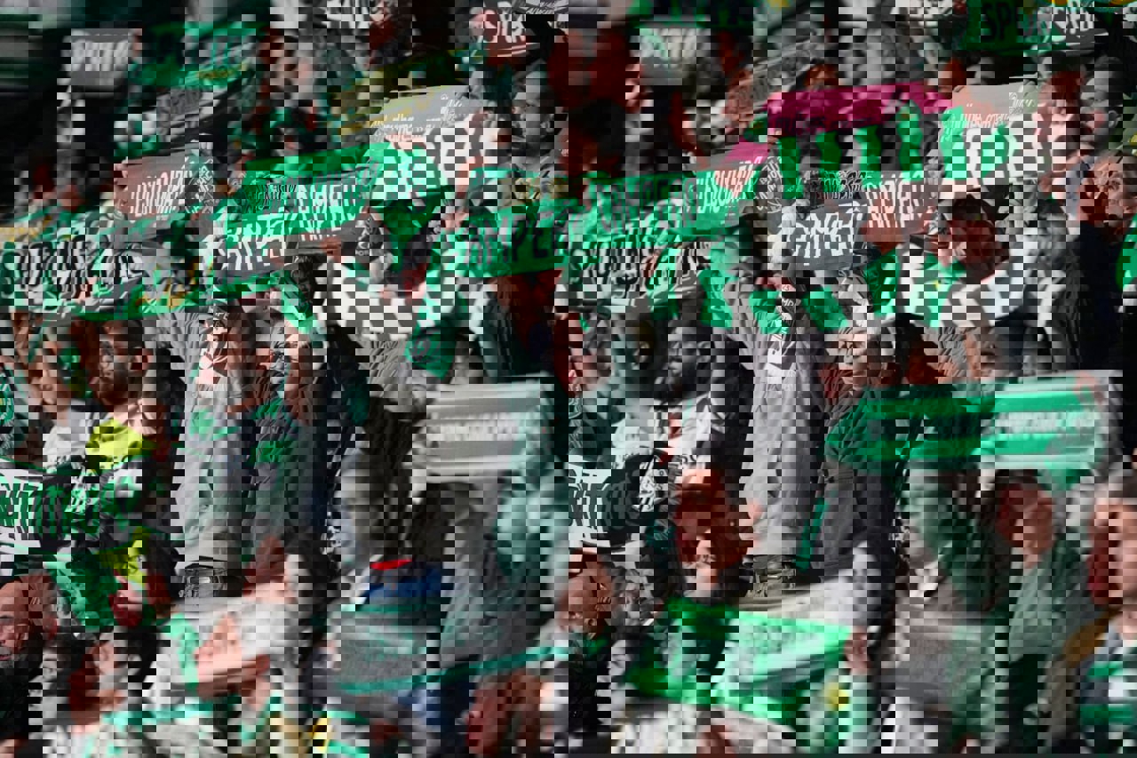 2102688