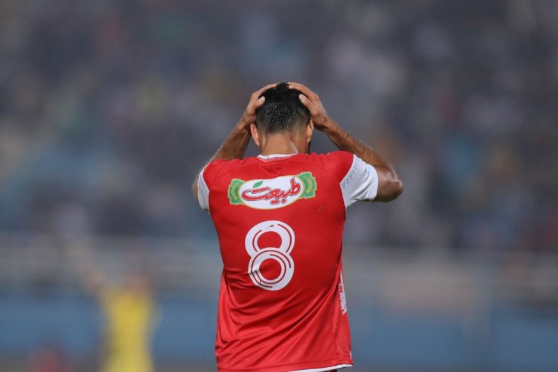 پرسپولیسیها شوکه و بهت زده در پایان جدال با استقلال
