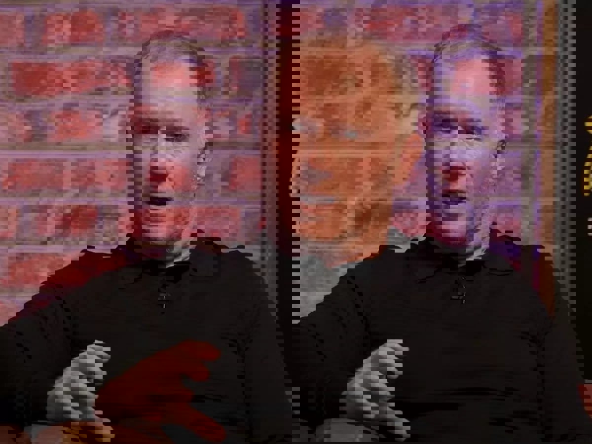 2103063