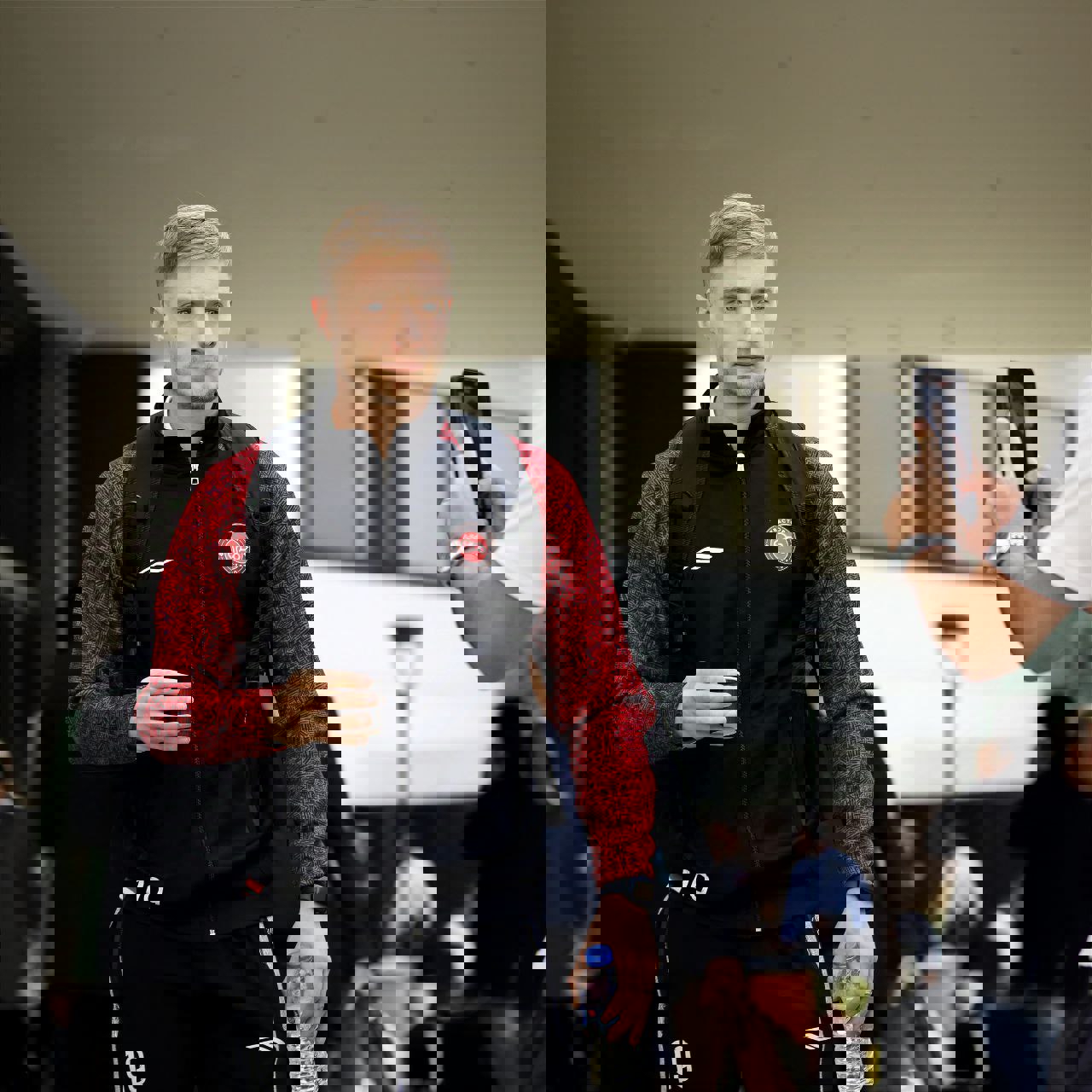 2103320
