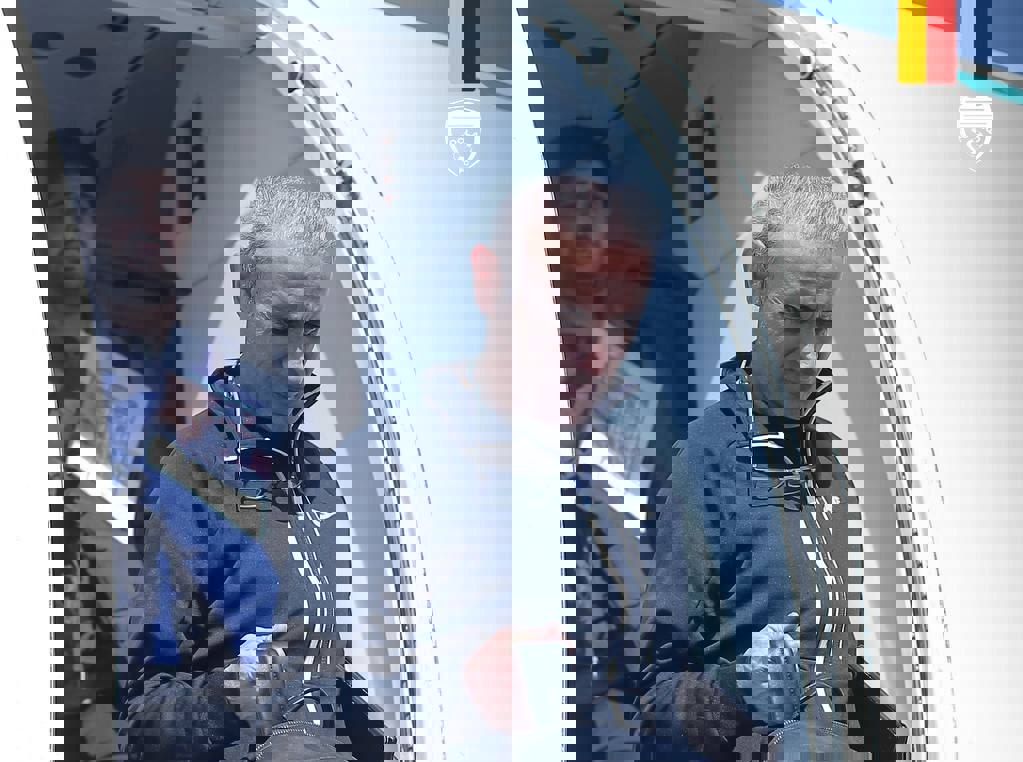 2103549