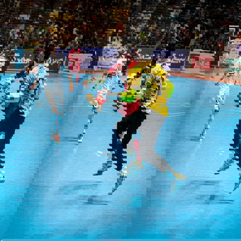 2104519