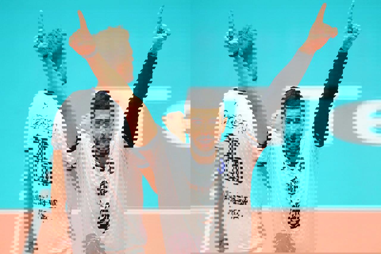 2104086