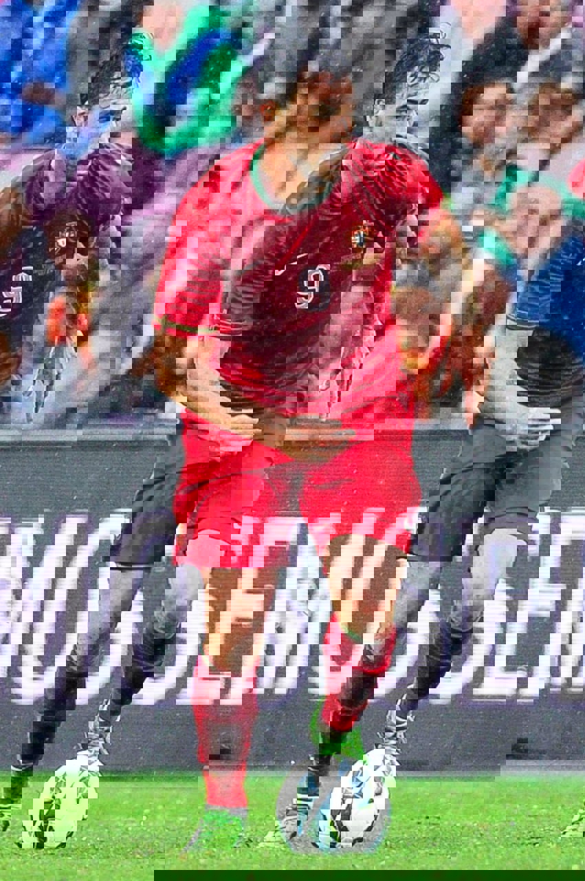 2104239