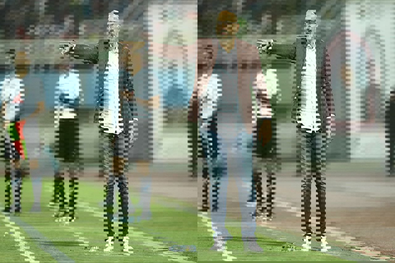 2104446