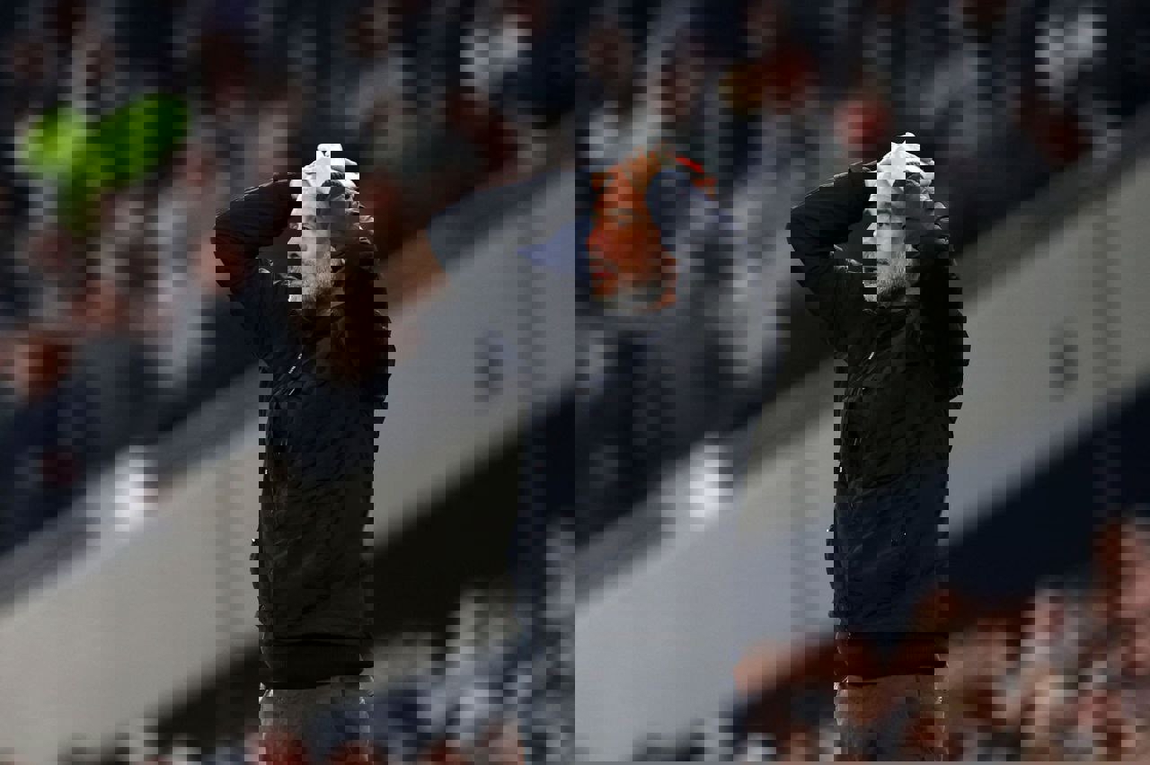 2104429