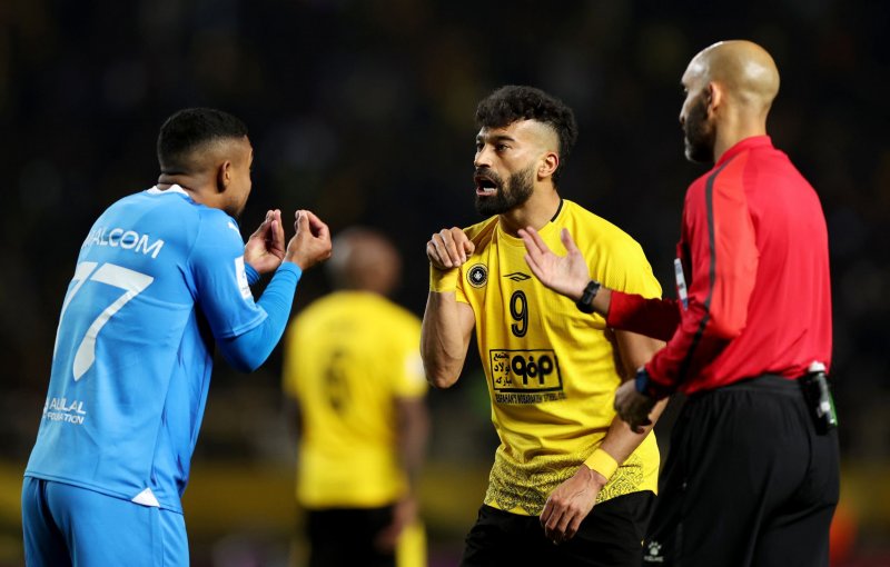 خواسته آبی‌ها از رامین: تکرار گلزنی برابر الهلال