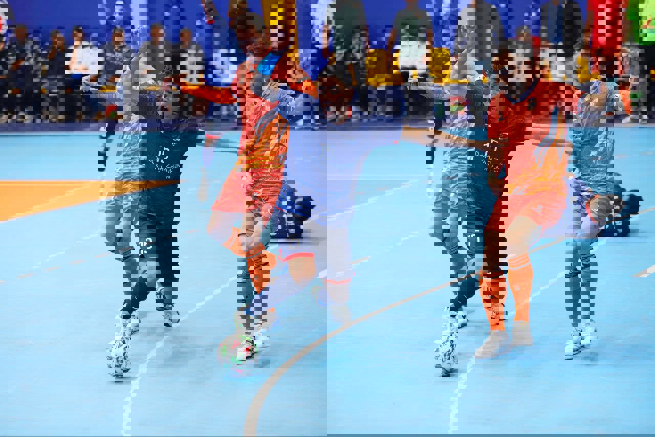 2104663
