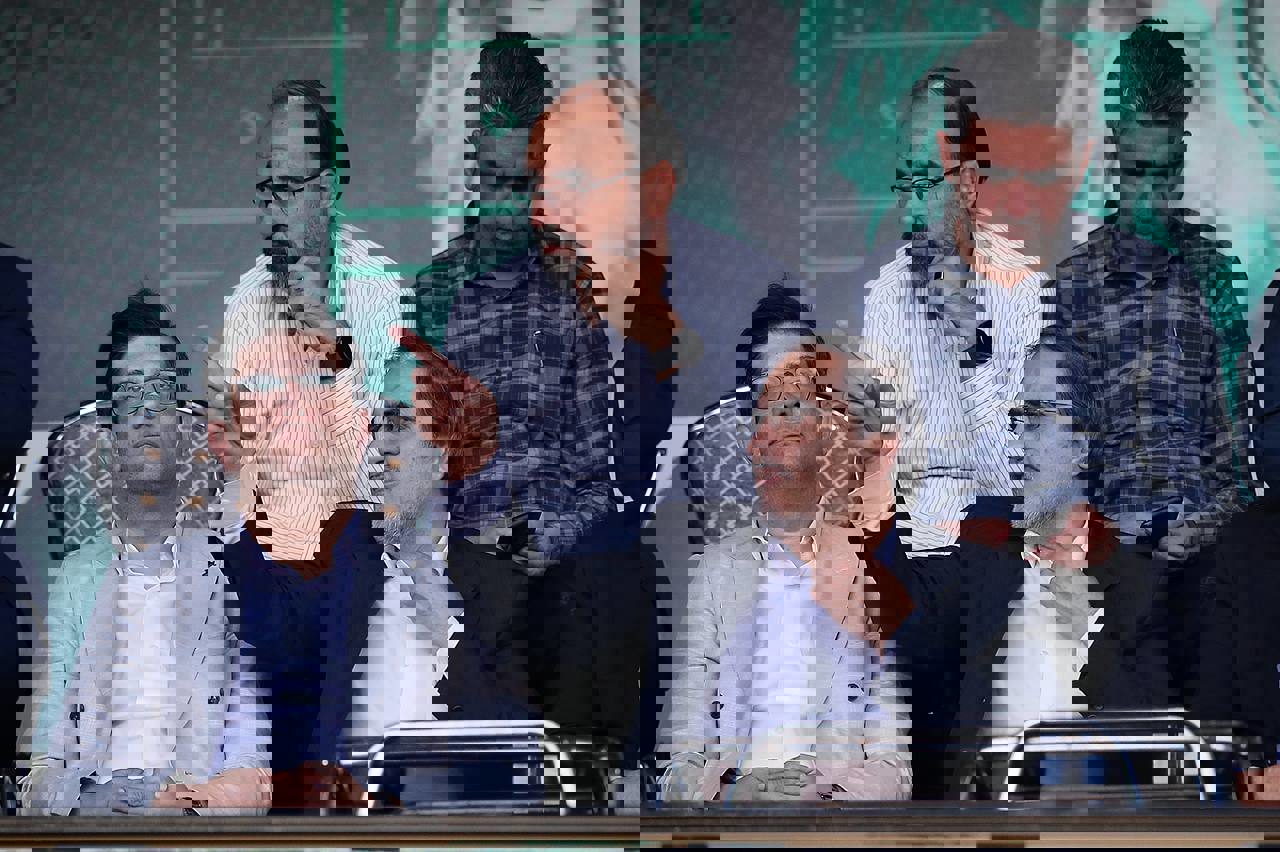 2104791