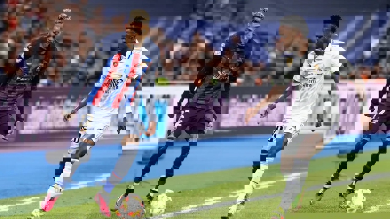 2104770
