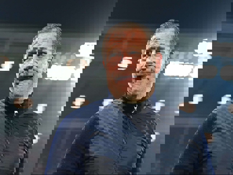 2105028