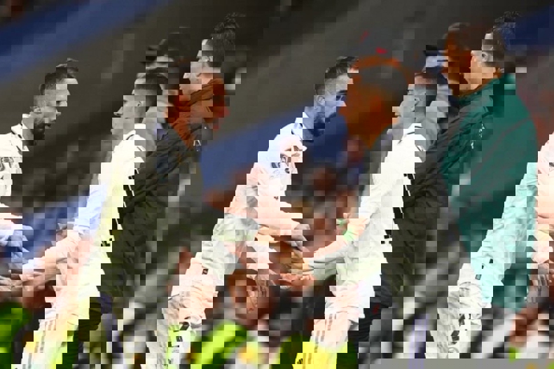 2105173