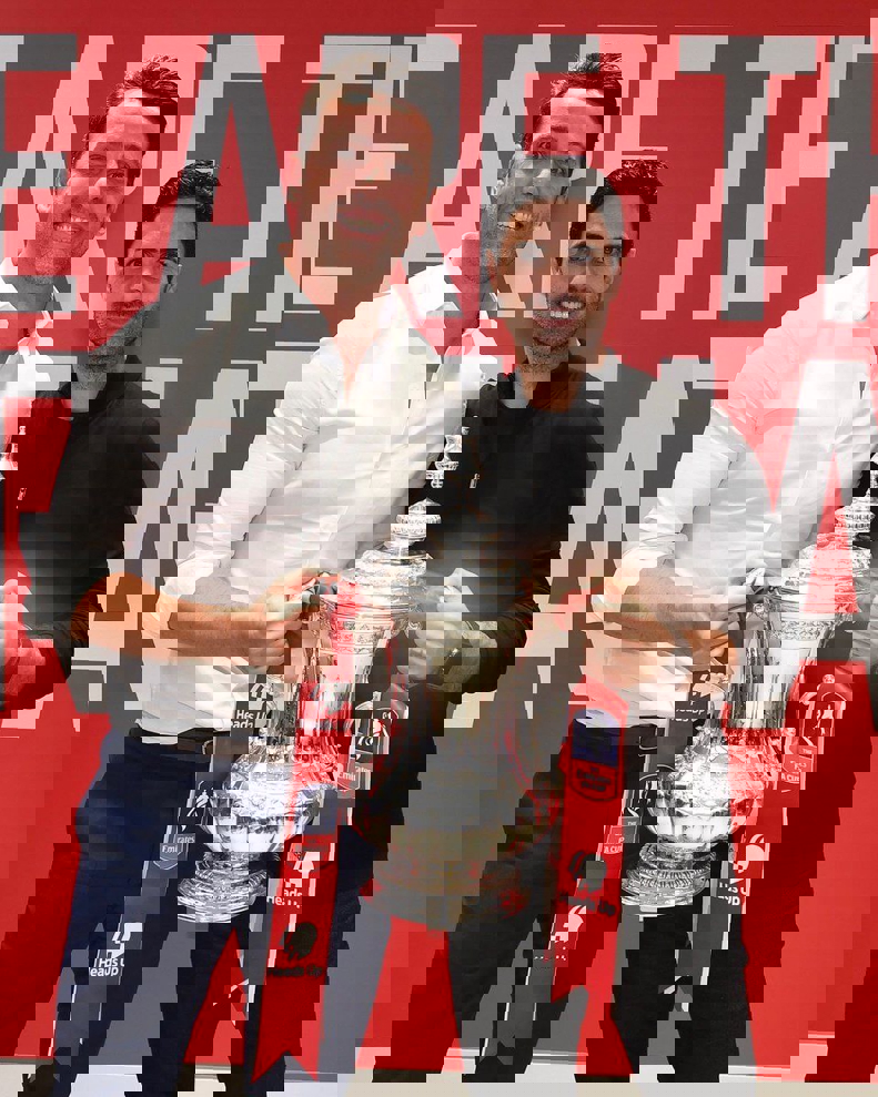 2105332