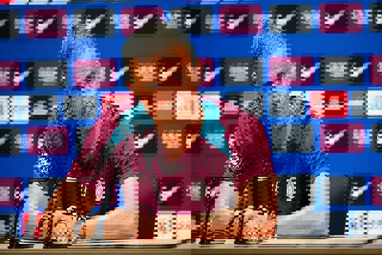 2105645
