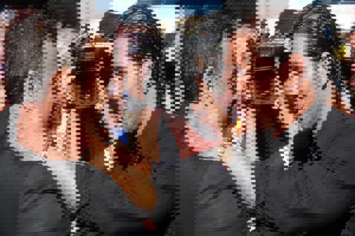 2105644