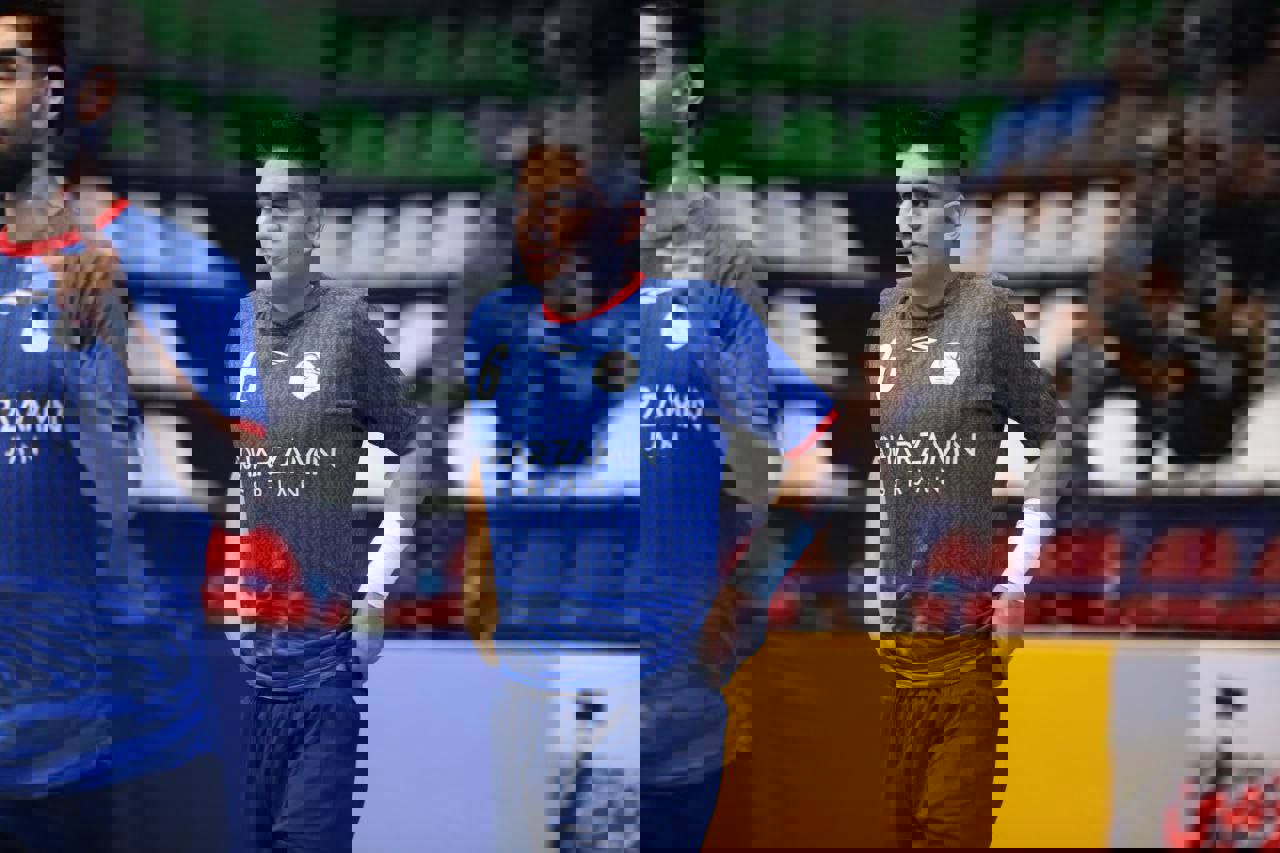 2105649