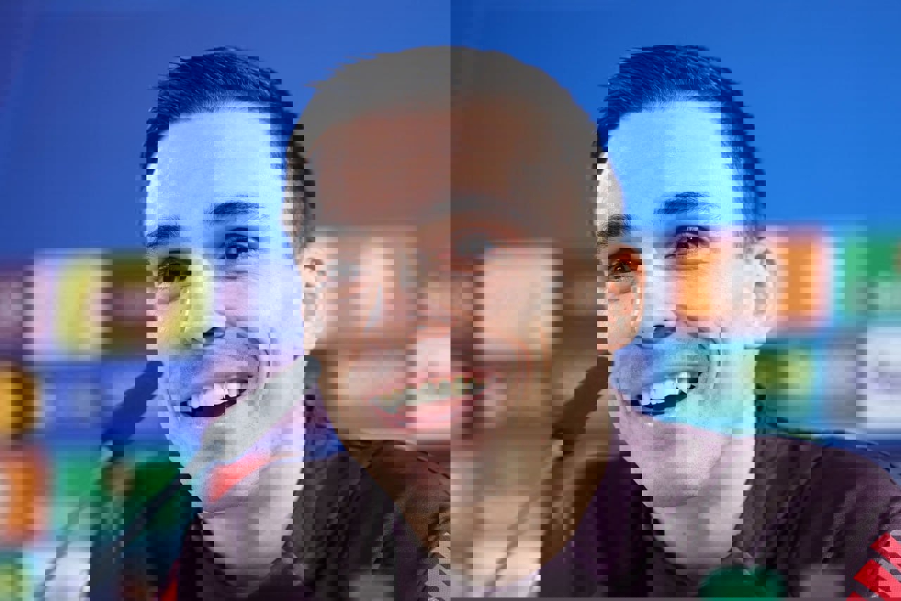 2105699