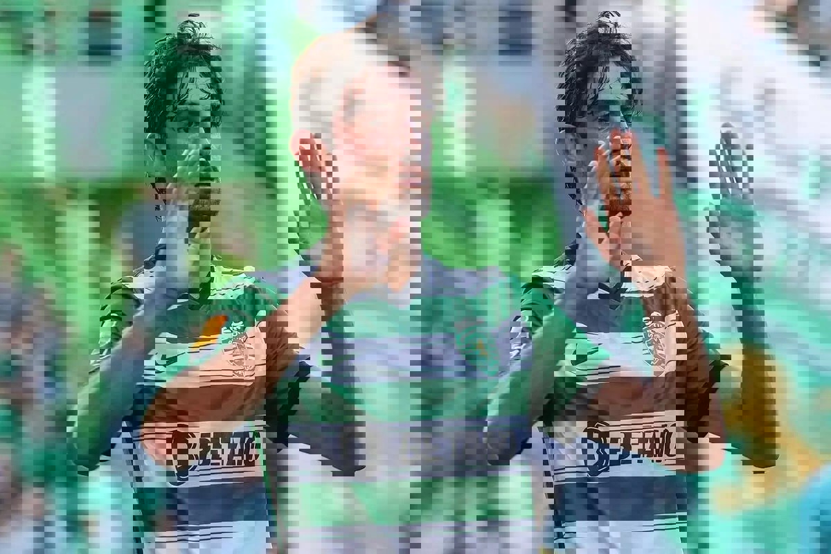 2105823