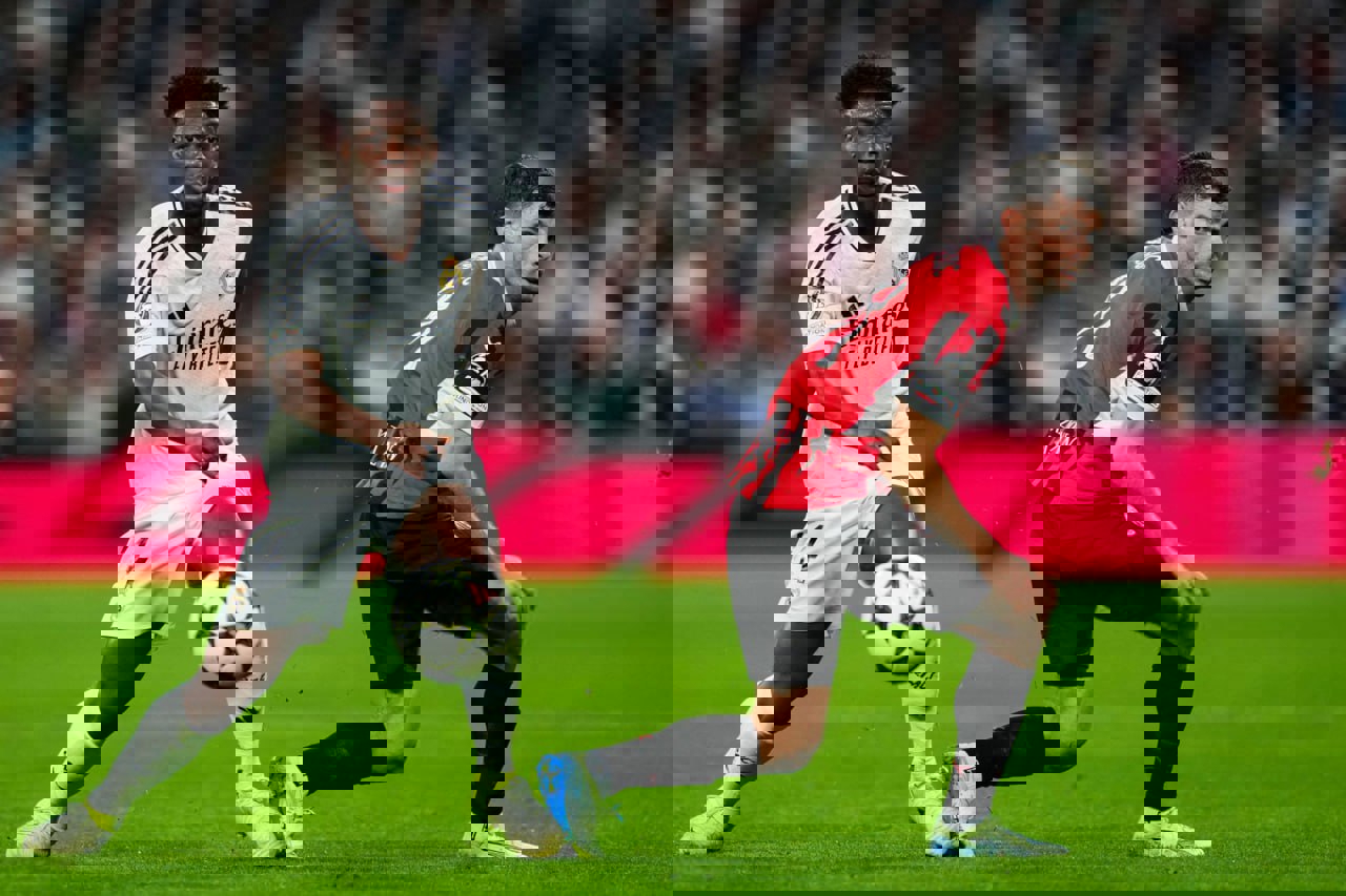 2105928