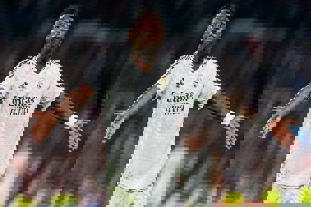 2105909