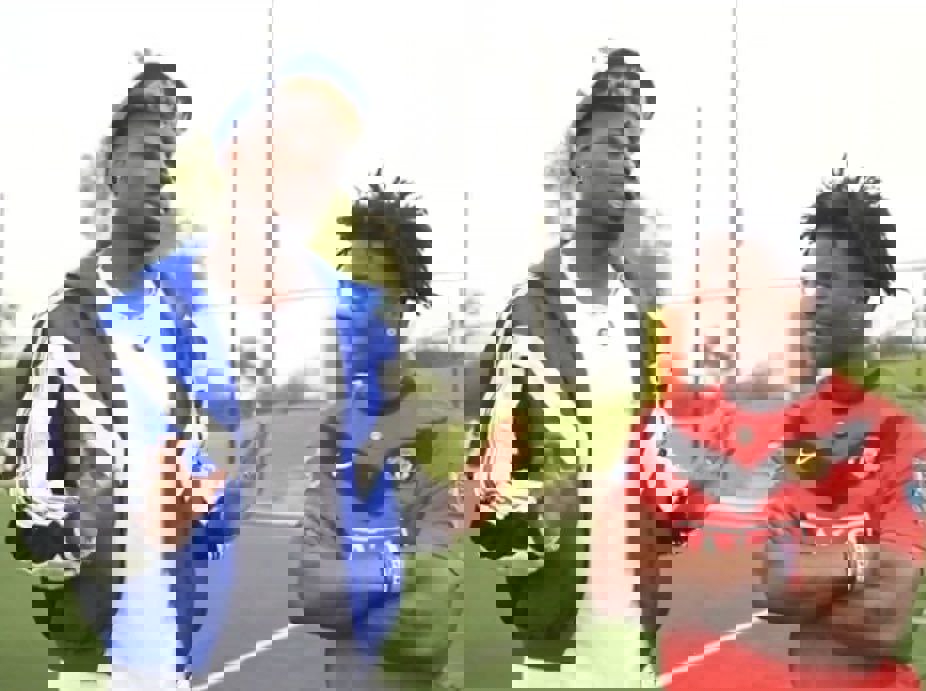 2105806