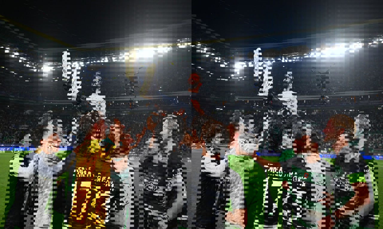 2105937