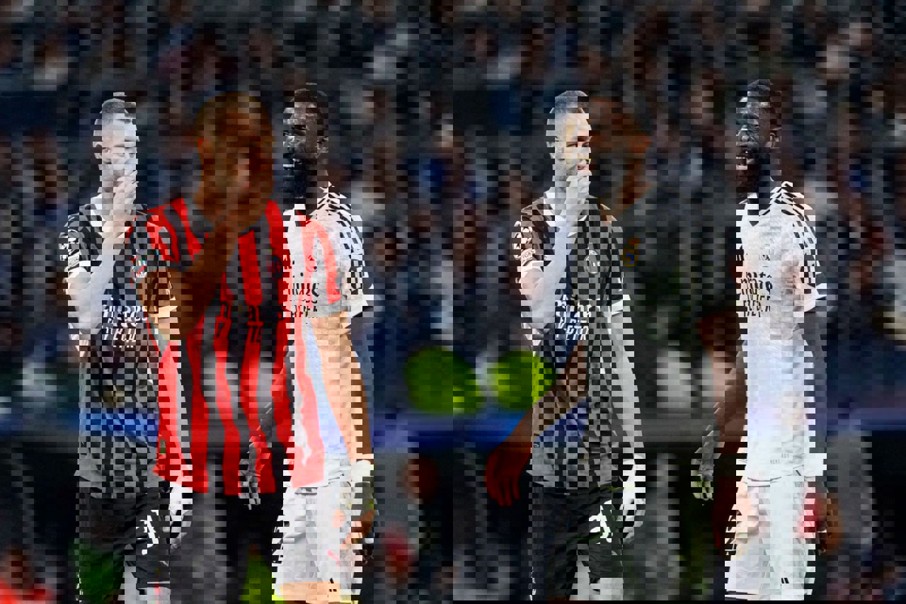 2105972