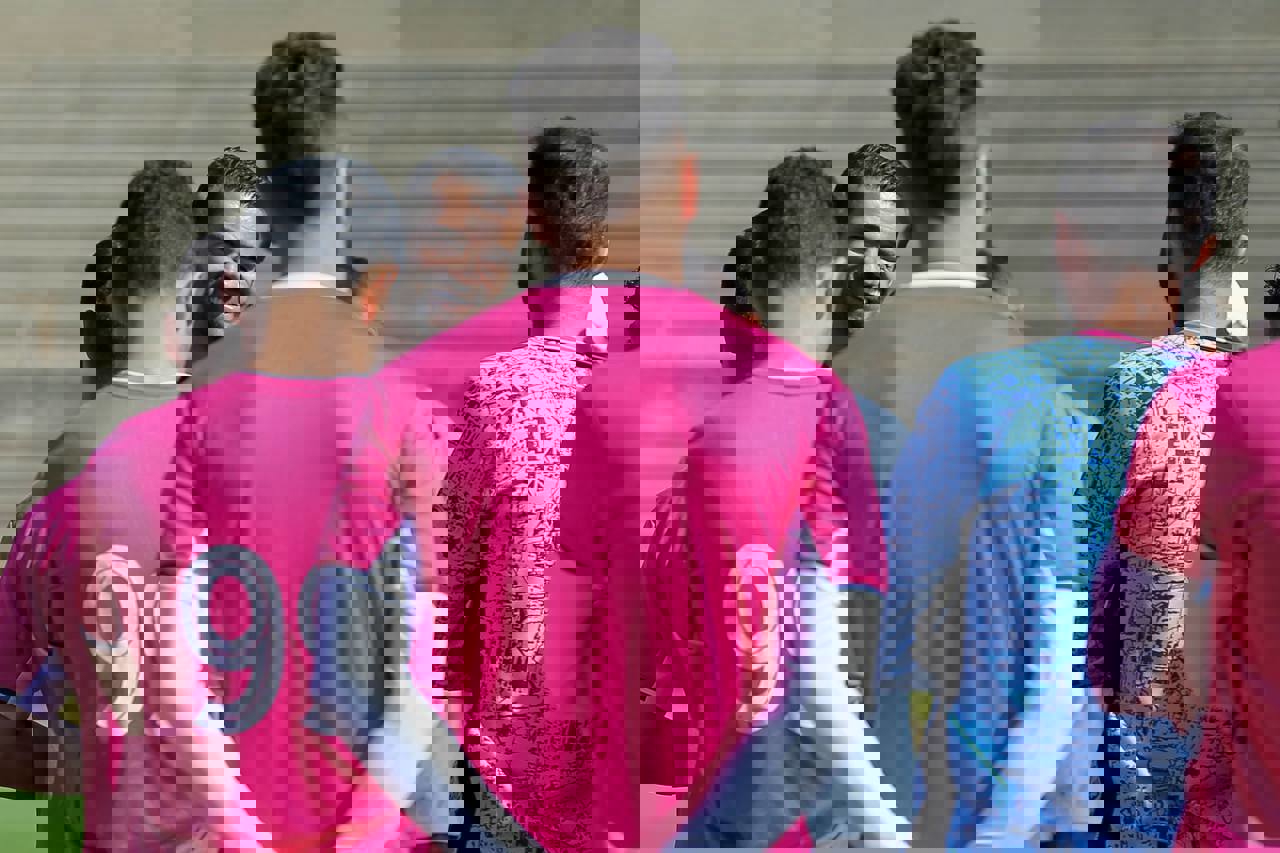 2106050