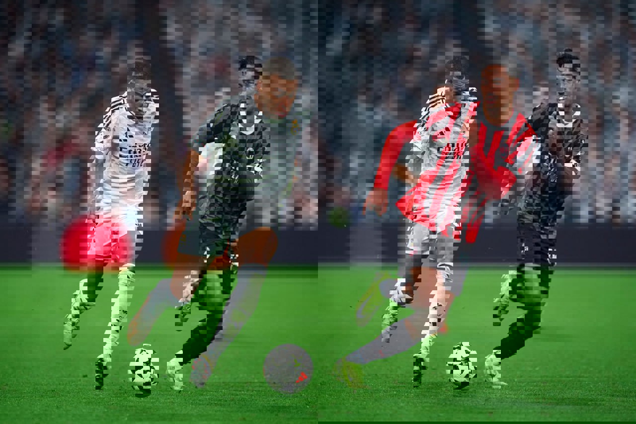 2106032