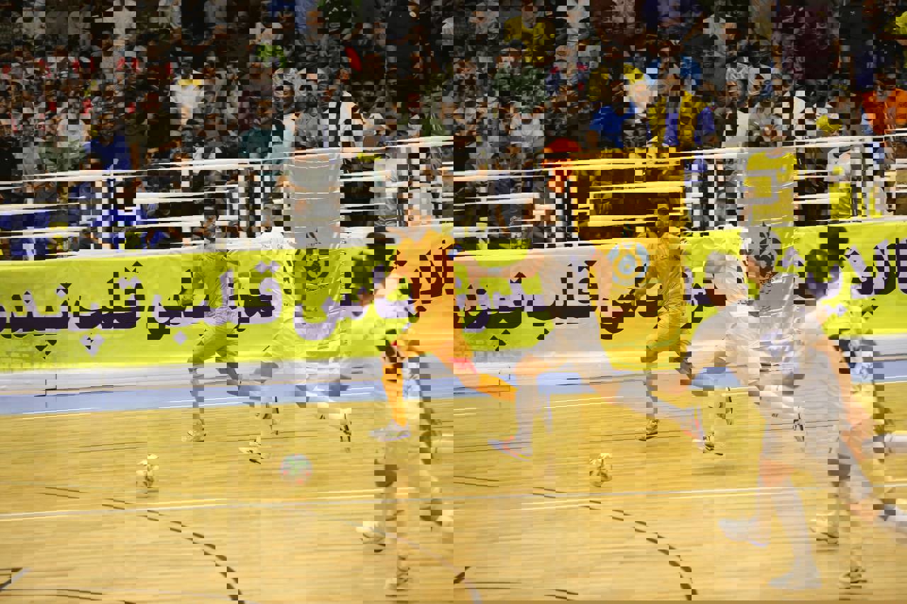 2106617