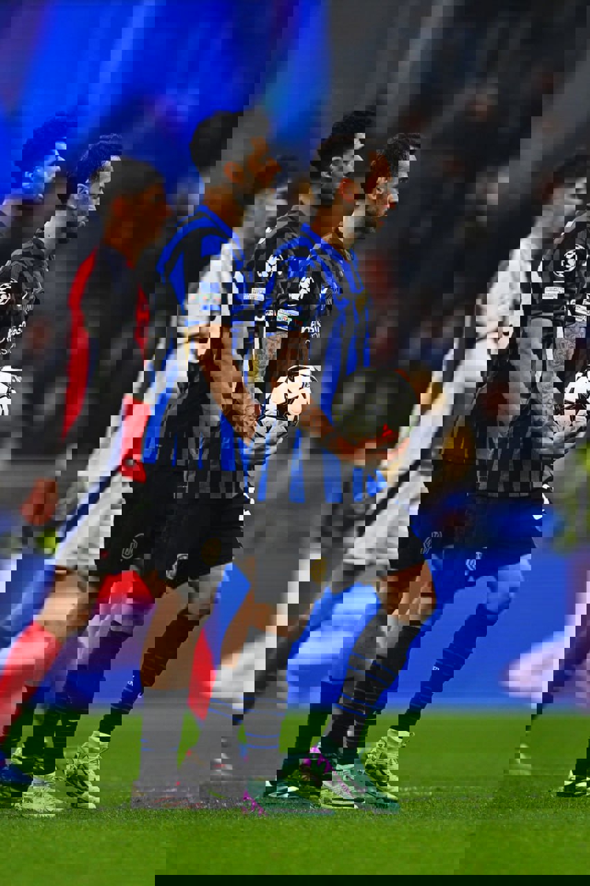 2106393