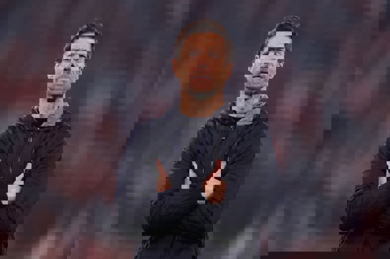 2106376