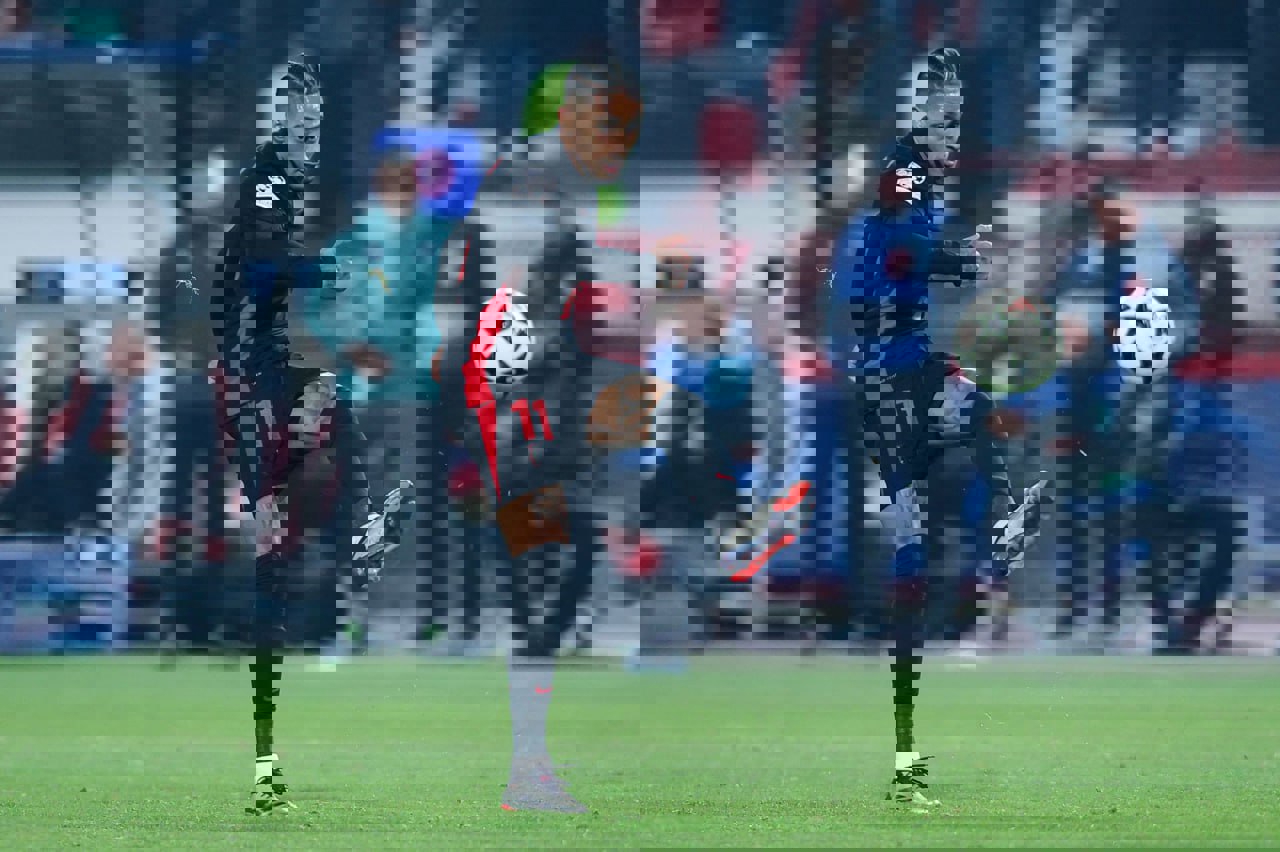 2106361