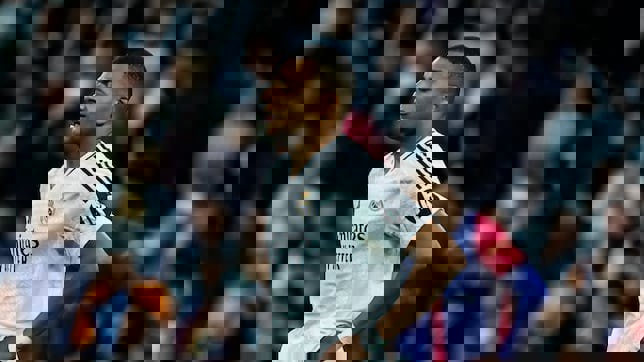 2106778