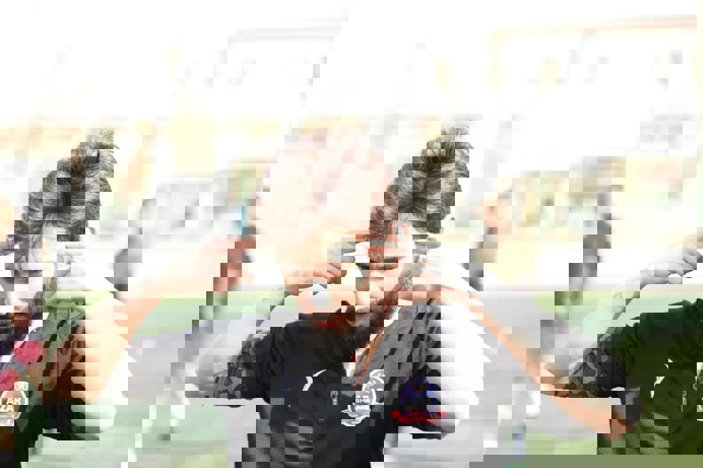 2106783