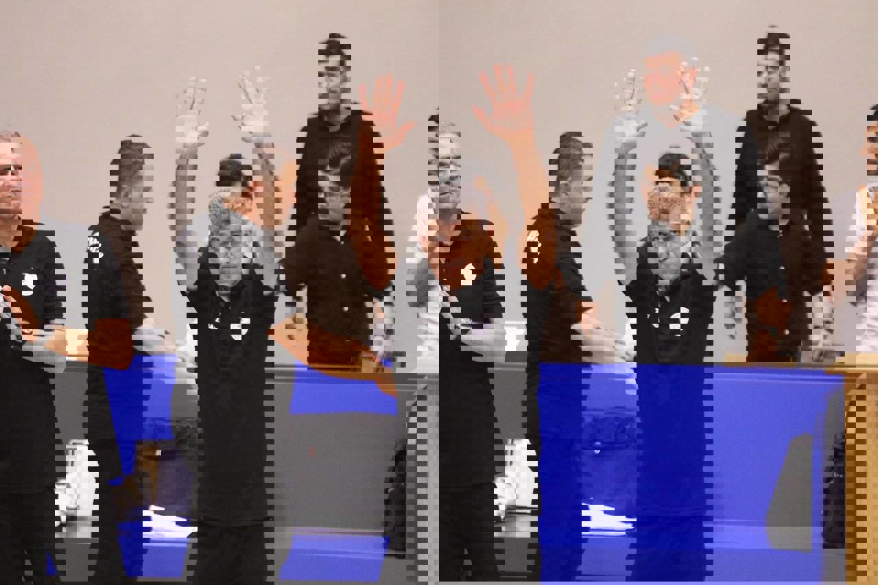 2106727